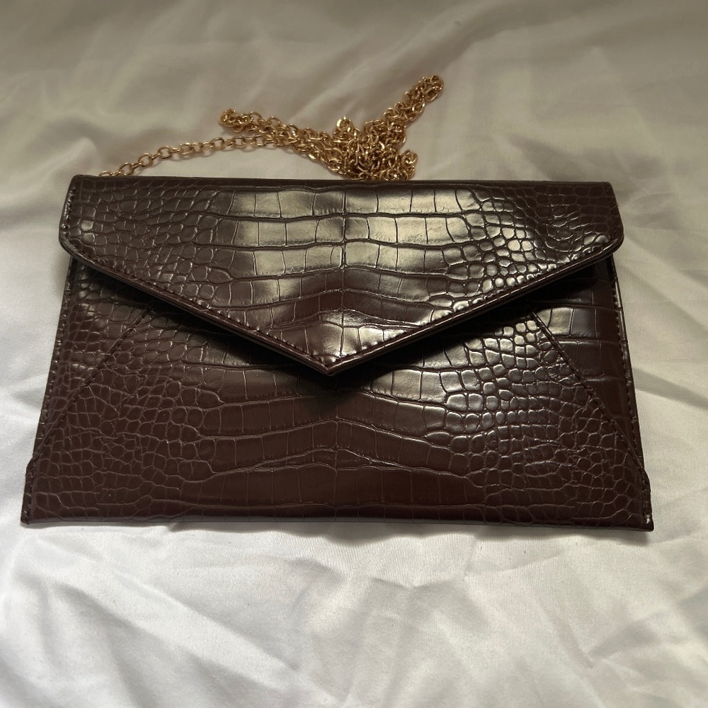 NWT Urban Expressions Vegan Handbag.Chain Strap Brown